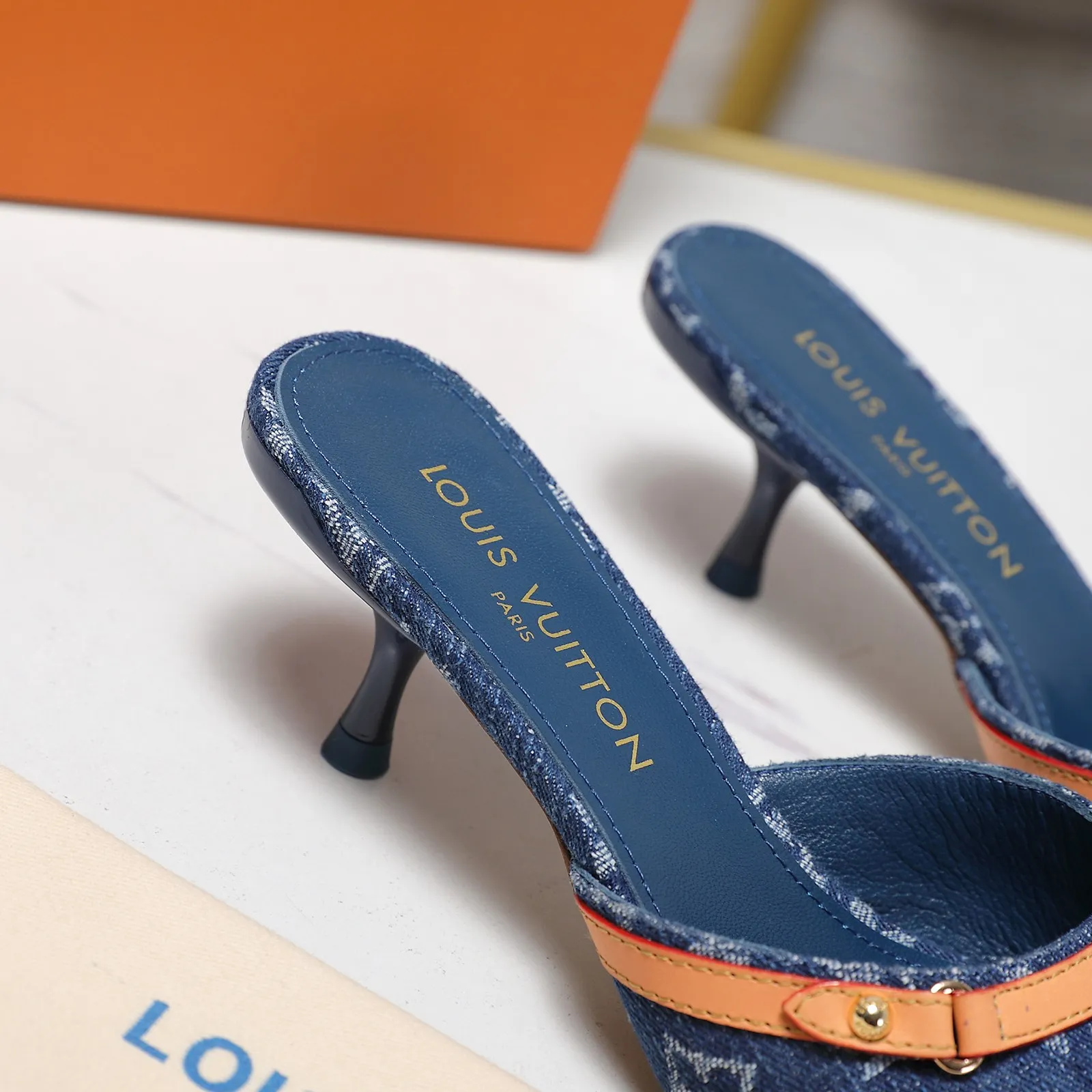 👟👟Ex-factory price 540👟👟Highest version💯💯💯 Louis vuiteeon LV Heel height: 4.5CM/9.5cm Size: 35-42 (41 and 42 are customized and cannot be returned or exchanged)